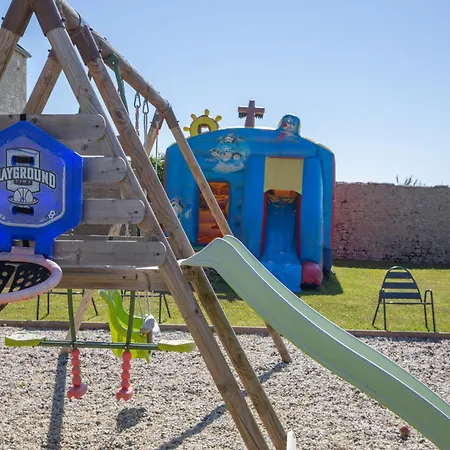 Feriehus La Ferme De Maisons Specialisees Pour Les Familles Avec Jeunes Enfants *