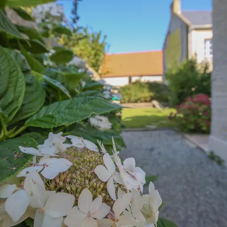 La Ferme De Maisons Specialisees Pour Les Familles Avec Jeunes Enfants *