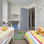 La Ferme De Maisons Specialisees Pour Les Familles Avec Jeunes Enfants Дом отдыха Longues-sur-Mer