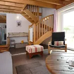 La Ferme De Maisons Specialisees Pour Les Familles Avec Jeunes Enfants Longues-sur-Mer