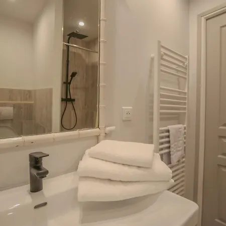 La Ferme De Maisons Specialisees Pour Les Familles Avec Jeunes Enfants