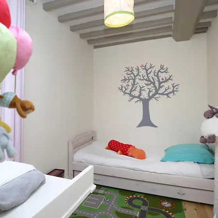 La Ferme De Maisons Specialisees Pour Les Familles Avec Jeunes Enfants