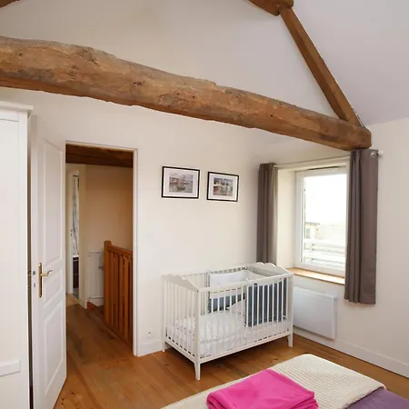 La Ferme De Maisons Specialisees Pour Les Familles Avec Jeunes Enfants *