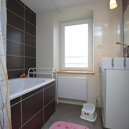 La Ferme De Maisons Specialisees Pour Les Familles Avec Jeunes Enfants