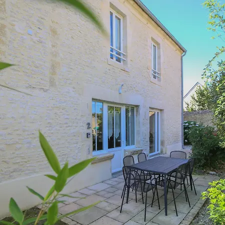 La Ferme De Maisons Specialisees Pour Les Familles Avec Jeunes Enfants