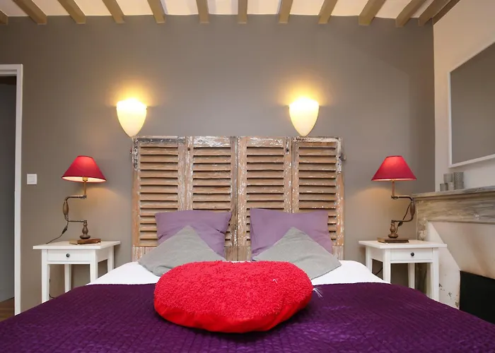 La Ferme De Maisons Specialisees Pour Les Familles Avec Jeunes Enfants *