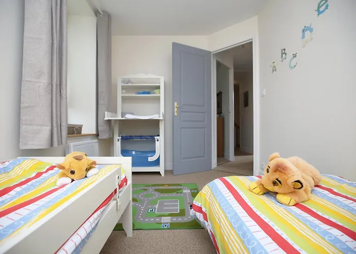 La Ferme De Maisons Specialisees Pour Les Familles Avec Jeunes Enfants Prázdninový dům Longues-sur-Mer